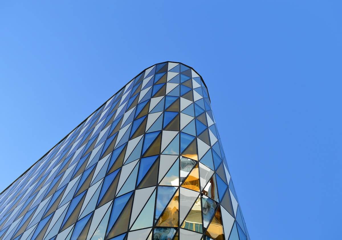 BOB半岛体育：在海风与数据之间，点亮你心中的体育热情