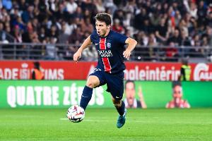 九游体育官方网站-内维斯已完成55次抢断，07-08赛季以来欧冠单赛季抢断最多的中场