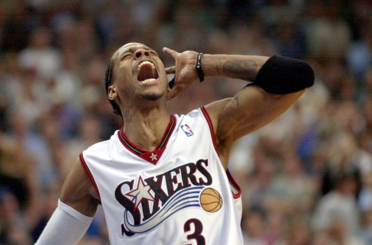 九游官网-小里弗斯：艾弗森30投30分在当时受到称赞 但放到现在会被骂惨