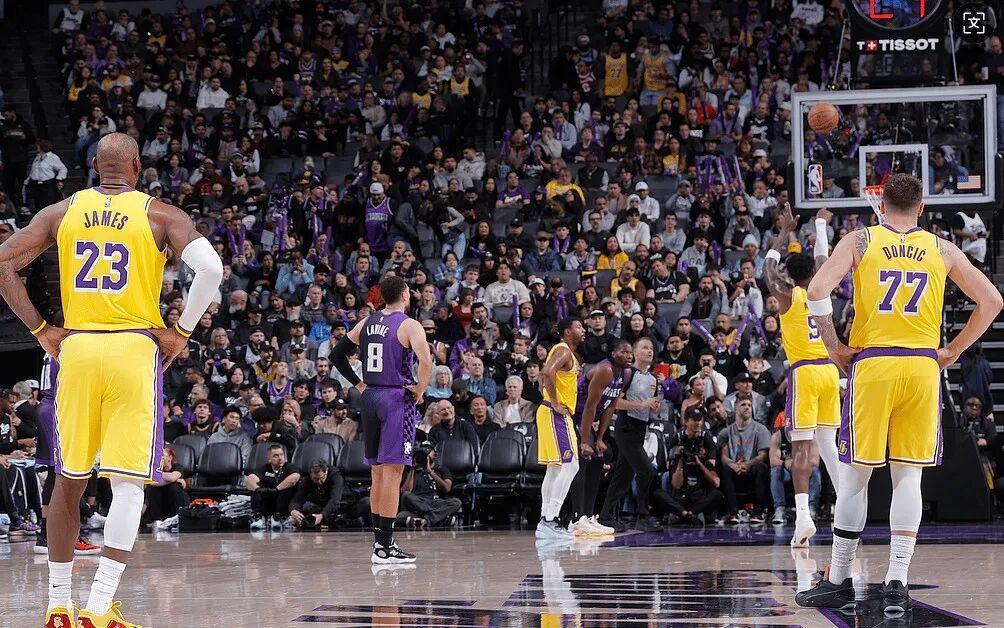 九游体育官方网站-湖人多30个罚球，威少不在怕！